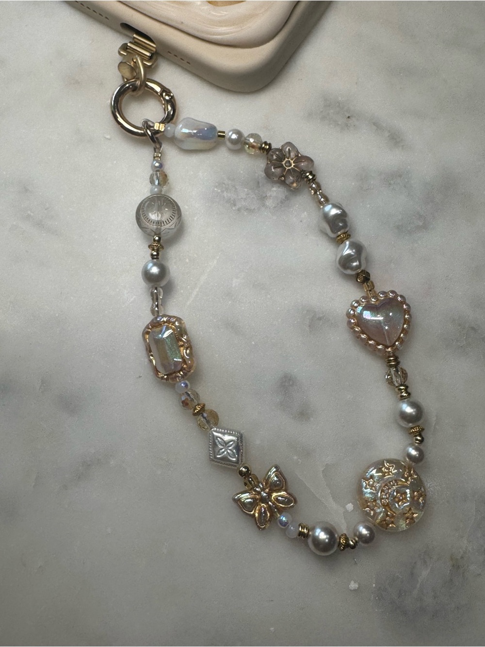 ✨🫧 Handmade Neutral Tone Bling Phone Wrist Strap Jewelry 🫧✨ - Picture 3 of 4